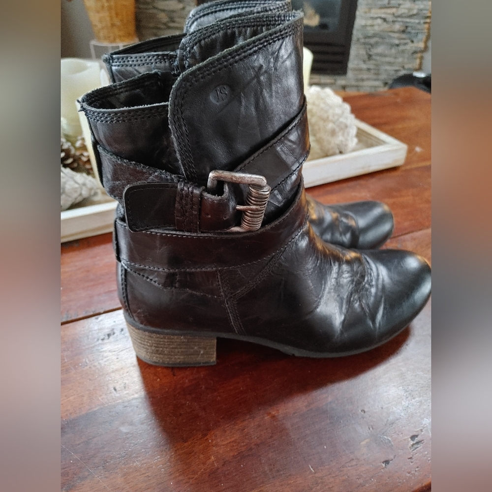 $10 Start! Josef Seibel Black Leather Ankle Boots ~ Size 40